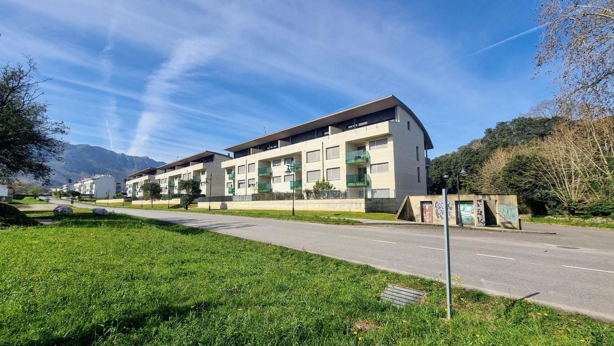 Apartamento El Arcin Лянес Екстериор снимка